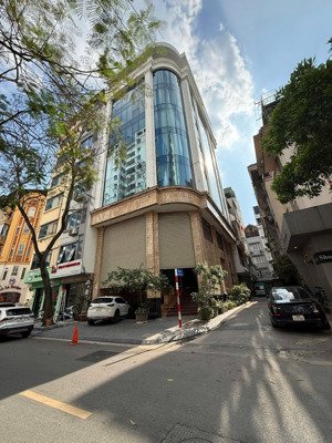 mặt bằng chuẩn mở thương hiệu tại thành thái- cầu giấy 200m² lô góc