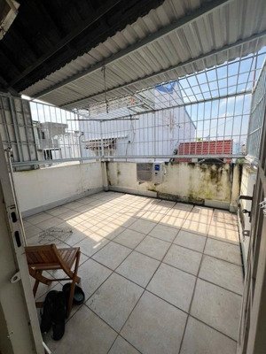 nhà ngay công viên siêu mát và đẹp