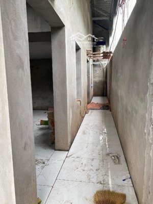 lô góc 72m2 nhà 2 tầng tại cổ bi gia lâm chỉ nhỉnh 4tỷ, ngõ thông, 7chỗ đỗ cửa, 3 thoáng,nở hậu