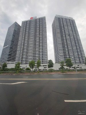 bán căn 54.3m2 toà c chung cư intracom căn hộ thiết kế hợp lý giá tốt nhất khu!