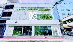 Cho Thuê Nhà GÓC 2MT: 116 Nguyễn Văn Thủ + Trần Doãn Khanh - Quận 1