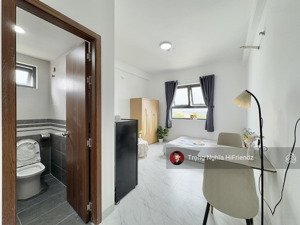 cho thuê phòng cửa sổ trời đường vườn lài cách đh văn lang 5phút - cách đh nguyễn tất thành 6phút