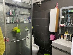 chung cư trường sa giáp q1,q3,phú nhuận chỉ hơn 3tỷ . - dt 63m2 2pn .
giá 3tỷ9 tl