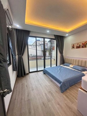 bán nhà 100m2 - 3pn - 4x13 - hoàn công đủ - có sân để xe - quang trung hẻm vip chỉ 5. tỷ