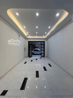 chủ nhà thiện chí bán căn thời đại 60m , ht 2 tầng , chỉ nhỉnh 9tỷ bao phí rẻ nhất tt hướng đông n