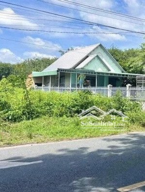 mt đường huyện 700tr có ngay lô đất 250m2 tiện xây trọ, kinh doanh gần tthc xã