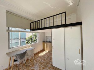 duplex xịn gác cao - máy giặt riêng - ngay tô hiến thành q10