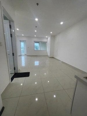 cần bán căn hộ cao cấp oficetel sài gòn mia, khu trung sơn, nguyễn văn cừ nối dài dt 42m2, 1wc,