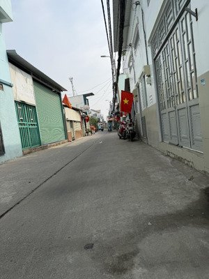 nhà 4tầng -hẻm oto thông - dòng tiền 30/ 1tháng -liền kề khu nam long q7 -cách phú mỹ hưng 500m