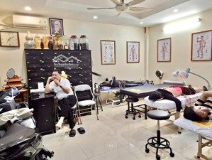 cần bán nhà gấp trước tết 36m x 5t, nhà tự xây khung cột bê tông kiên cố. vị trí lô góc đất vuông