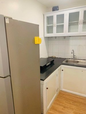 cần cho thuê căn hộ tập thể tại khu tập thể nghĩa tân, đầy đủ nội thất, nhiều tiện ích sống