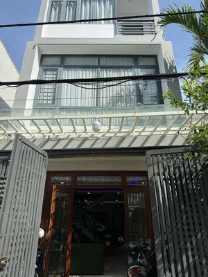 bán nhà 4 tầng kiên cố gần biển trần phú sổ hồng riêng giá 8 tỷ | lh 
