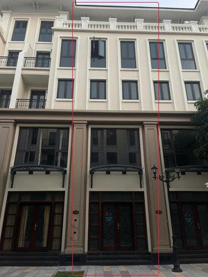 liền kề dưới chân 10 tòa chung cư cao cấp hoàn thiện 5 tầng full nội thất phân khu thời đại