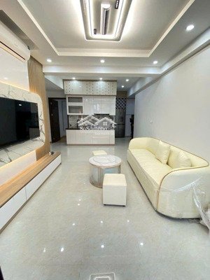chung cư vĩnh hoàng - view hồ vĩnh hoàng - 72m2 - 3 ngủ - 2vs - nhỉnh 5 tỷ.
