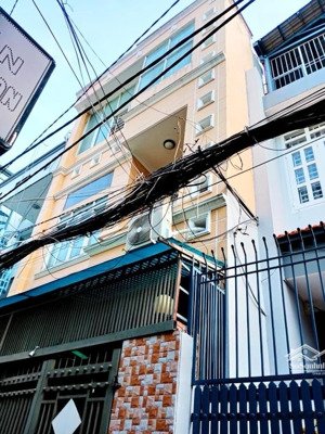 bán nhà - cách mạng tháng 8 q. 10 - 3tầng -60m2 ngang 5m -chỉ 9.2tỷ.tl