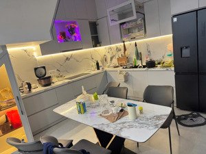 bán nhà mới xây tại đường nguyễn nhược pháp, giá 7,95 tỷ, 100m2, phù hợp cho vợ chông mới ra riêng