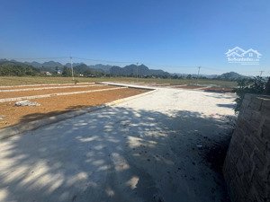 hot full thổ cư quỹ đất mặt tiền 6,8m gần kcn gần đường quốc lộ chỉ từ 2xxtriệu chỉ 1 lô nữa thôi