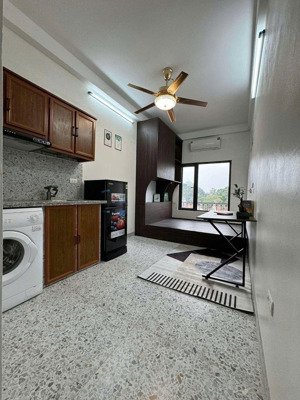 bán tòa ccmn cầu giấy! lô góc 2 thoáng, 18pkk, dt 1,1 tỷ/n đang thuê full, pccc đạt chuẩn, gpxd