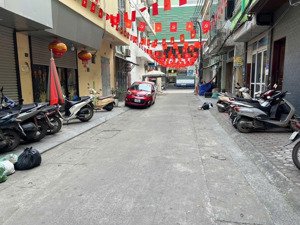 quang_trung hà đông - nhà dân xây - oto - 2 thoáng - 20m ra ga tàu điện - pháp lý cc.