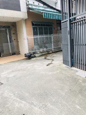 chính chủ cần bán gấp căn nhà lưu quý kỳ hải châu. chỉ cần 5,850 tỷ có ngay nhà 54m2.