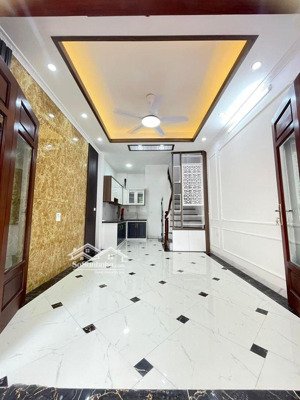 mình chính chủ bán nhà di trạch 4,5t gần metro nhổn giá chỉ 4 tỷ 350tr, 100m ra đường vành đai 3.5