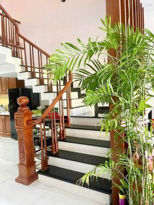 bán nhà 3 tầng diên hồng - hòa xuân - chưa qua đầu tư