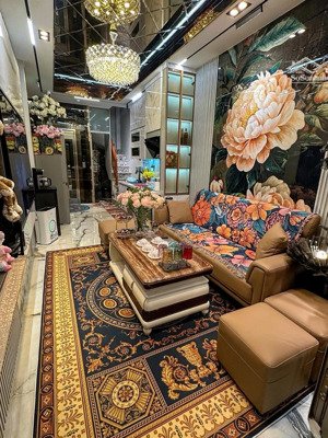 lâu đài thu nhỏ- mua săm và đón tết cạnh time city- nhà mới phố minh khai chỉ cách ôtô 30m