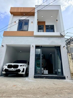 nhà đúc kiên cố mới xây xã diên sơn, lô góc 3pn - gara ô tô - giá chỉ 1,98 tỷ