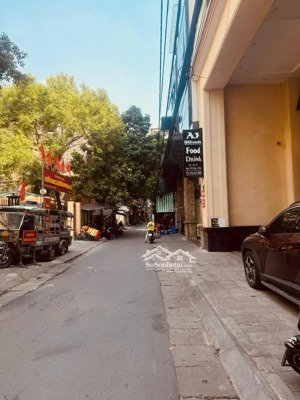 bán nhà hoàng hoa thám, ba đình, 45m x 5 tầng, 2 mặt thoáng, gần ô tô, giá 11,7 tỷ