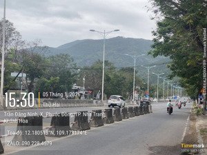 bán đất mặt tiền đại lộ nguyễn tất thành, phường nam nha trang 7,85 tỷ, 570m2,