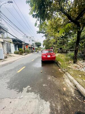 Bán Đất Tặng Nhà Cũ 105m2 (5x21m) Mặt Tiền Lưu Hữu Phước Gần Bình Đông Q8, Nhỉnh 6 Tỷ