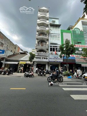 siêu vị trí chợ bến thành,chủ cần bán nhà mặt tiền đường ký con p.ntb quận 1.dt:4x23,5m2 giá 60 tỷ.