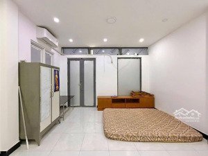 chính chủ bán nhà huỳnh văn bánh p.7 q.pn dt 39,7m cn 28,7m 4 tầng 5pn 6wc giá 4,87 tỷ 