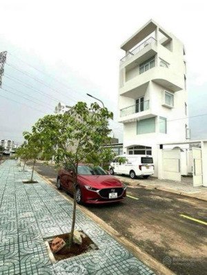 chú ký gửi lô đất ngay đặng thuỳ trâm, bình thạnh - giá:5tỷ100/110m2(5x22m), ngay kdc bình hòà, shr