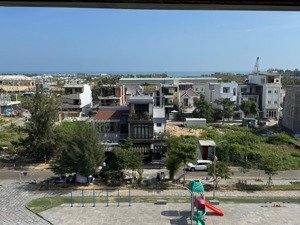 chính chủ bán lô đất đường đông hải 8 view công viên