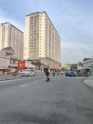 sát mặt tiền đường số 6 + 7 - khu tên lửa - nhà thờ phaolo - 3p di chuyển đến aeon bình tân hxh 8m