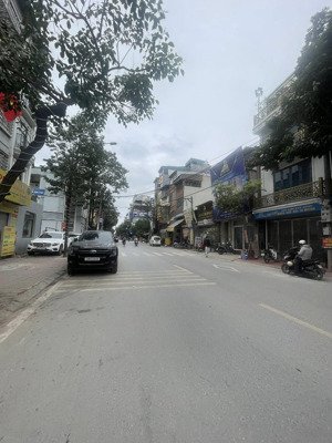 bán gấp,nhà phân lô chiến thắng,văn quán,hà đông,45m,5 tầng,3 oto tránh,giá 13 tỷ