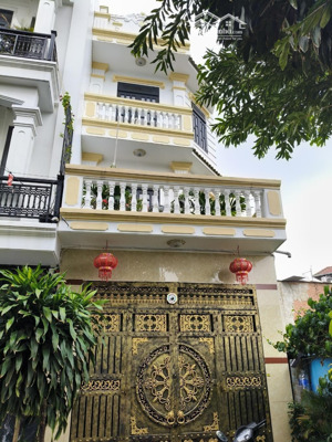 dưới 6 tỷ - 3 tầng - ngang 4m nở hậu - nguyễn ảnh thủ - q12