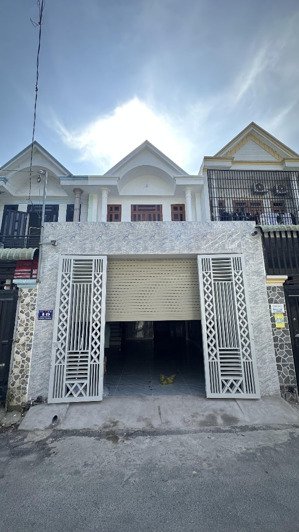 ms8724 bán nhà mặt tiền đường trần thị dương, tân đông hiệp, dĩ an