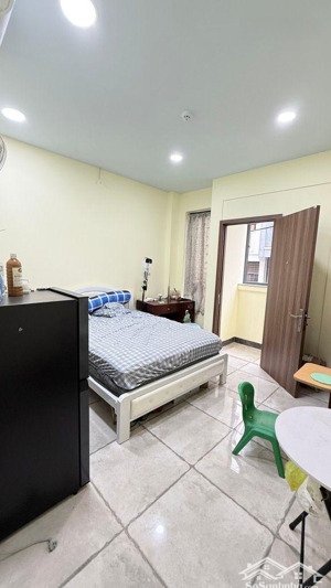 chdv diện tích 110m2 hẻm 7m sát trường đh nguyễn tất thành- dòng tiền 460tr/năm- chỉ 8,x tỷ