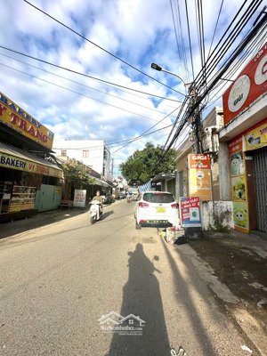 nhà cấp 4 kinh doanh tốt - mt đồng kè - ngay cổng chợ hoà khánh - đà nẵng