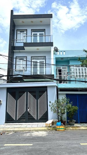 hailongreal: nhà: 6,5 tỷ, dt: 5x18m, 4 tầng, 1632/lê văn lương, gần 3 trường đại học mở, tdtt, tnmt
