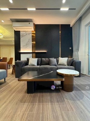 bán căn hộ sunrise city central 147m2 3 phòng ngủ, nhà mới, vào ở ngay, giá 14.3 tỷ thu về.