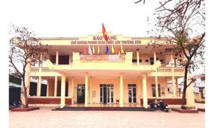 mặt phố ngọc hà trước nhà là lăng bác hiếm có khó tìm giữa lòng ba đình.
nhà mặt phố ngọc hà