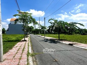bán gấp lô đất ở đô thị, 92.2m2 tại thị trấn cần đước, 980 triệu - sổ hồng - lộ giới rộng 9m