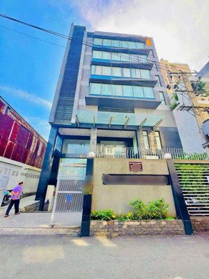 kẹt vốn bán gấp tòa nhà ung văn khiêm - dt 6x35m, hầm + 8 tầng - hđt: 200tr/th - giá 55 tỷ