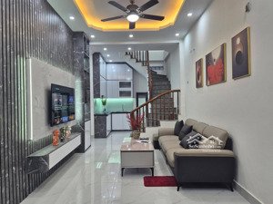 kinh doanh phố trần khát chân nhà đẹp ngõ. nông thông tứ tung 48m x5t giá nhỉnh 8 tỷ sổ đỏ cc có tl