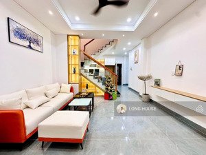 p.1 phú nhuận, nhà 4 tầng, 4 phòng ngủ nội thất mới, cách 1 căn ra hẻm oto thông phan xích long