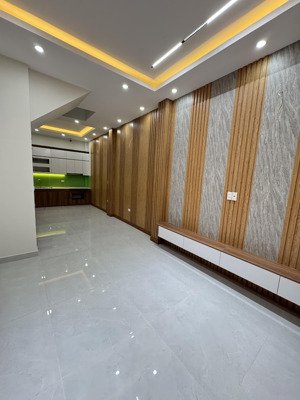 nhà dân xây kiên cố chắc chắn _tây mỗ_nam từ liêm _dt.40m_4tầng_full nội thất sang trọng