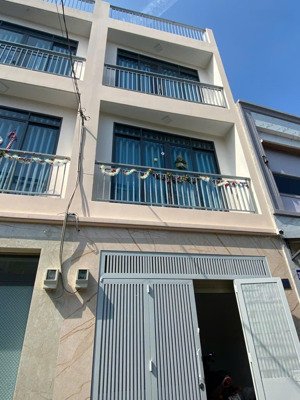 bán gấp nhà mới xây đường 6m, âu cơ, quận tân bình, ngang 4.1 m, 4 tầng, sổ vuông, không lộ giới